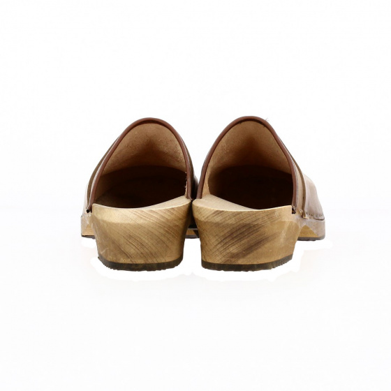 Sabots de cuir sans arrière - Saint Nicolas Sabots de cuir sans arrière - Saint Nicolas