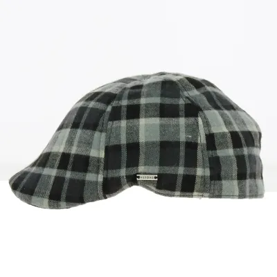 Black Checkered Duck Bill Riley Cap - Keyone Reference: 1491 | Traclet Hat Shop