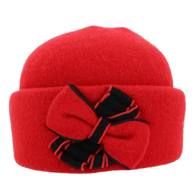 Women's Red Wool Kila Beanie - Traclet Reference: 18672 | Traclet Hat Shop