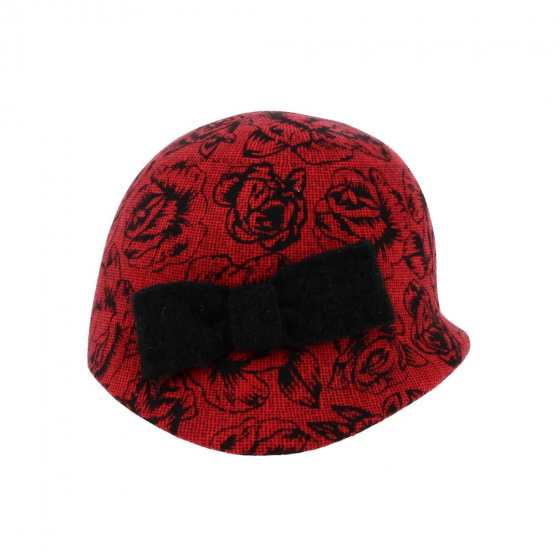 Red Manon cloche hat Red Manon cloche hat