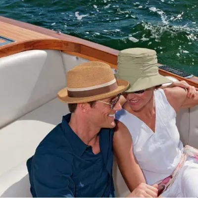 Le R7 chapeau Tilley en raphia