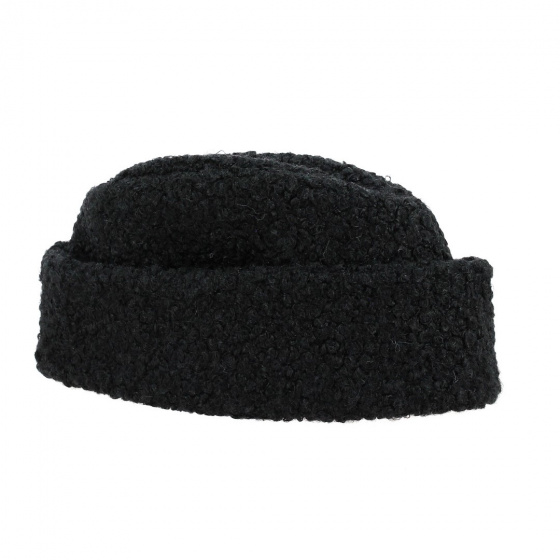 Astrakhan imitation toque
