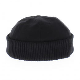 Docker hat
