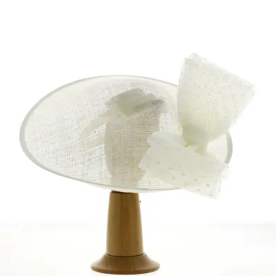 Ivory Amira Ceremony Hat - Traclet Reference: 21446 | Traclet Hat Shop