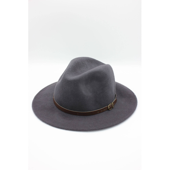 Classic wool Fedora hat with band