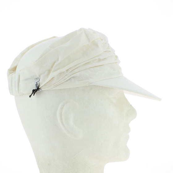 White cap with pattern - Taffta Collection