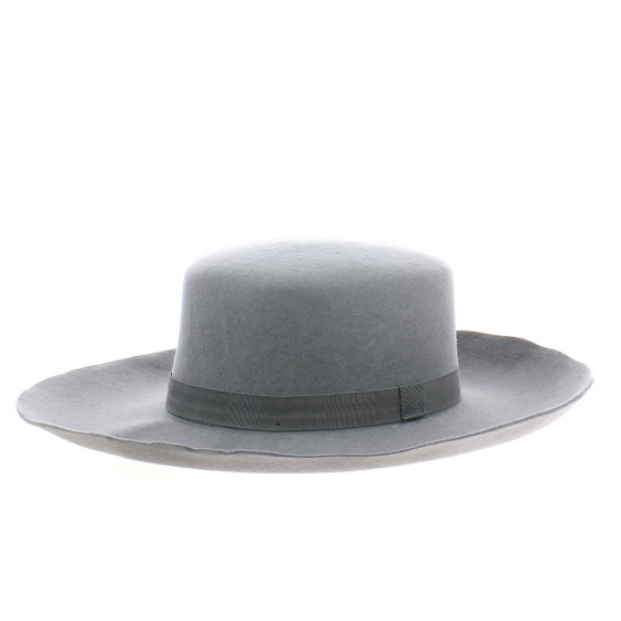 Breton-style Cordobés Hat in Gray Felt