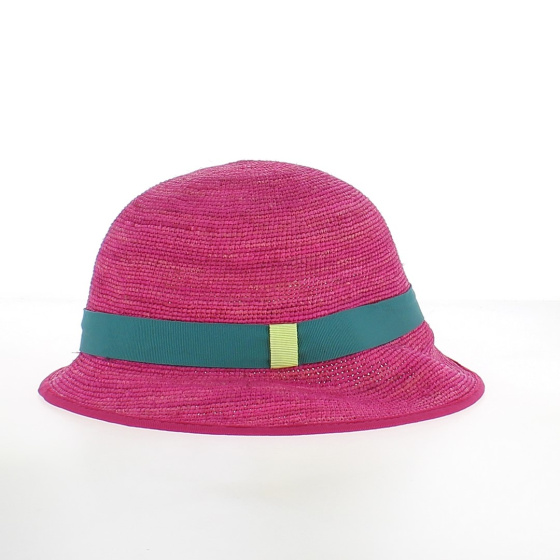 Chapeau cloche en Raffia