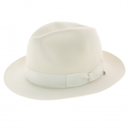 white Borsalino hat