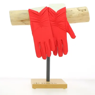 Gants court fantaisie en lycra rouge rubis - Chapellerie Traclet - France