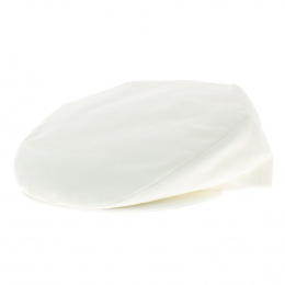 Casquette plate été blanche