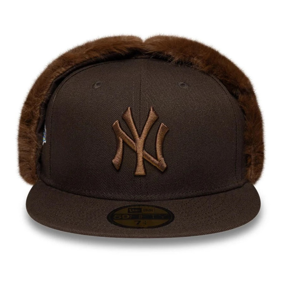 Brown Cotton Yankees Dogear Snapback Cap - New Era