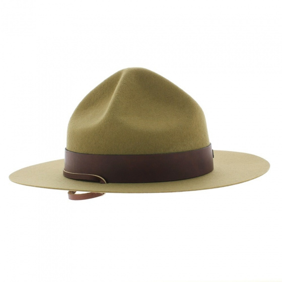 Chapeau scout