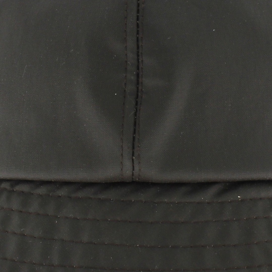 Chapeau cloche impermeable