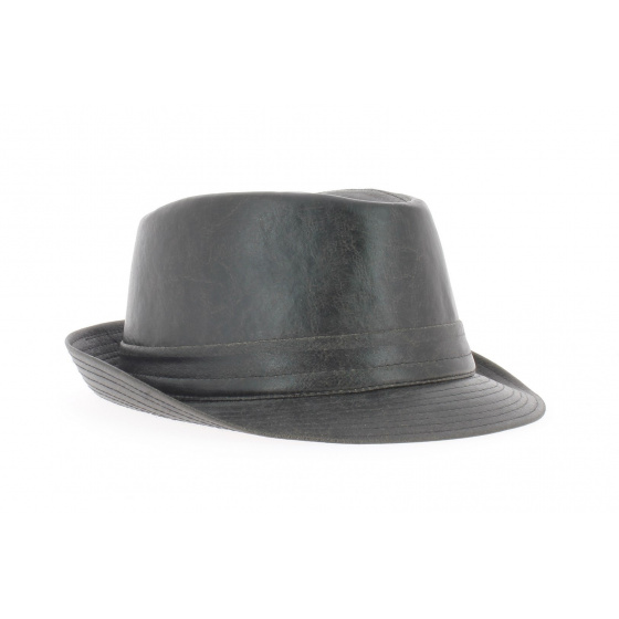 Hold hat Hold hat
