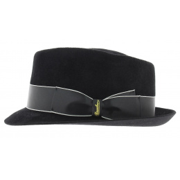 Diamond trilby hat