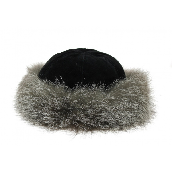 Gray fox fur hat