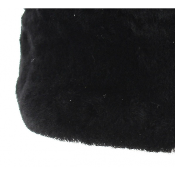 Sheepskin Beanie - Black