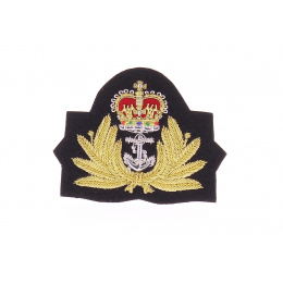 Captain's cap insignia
