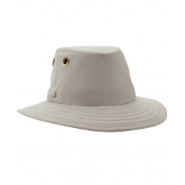The Tilley Hat T4