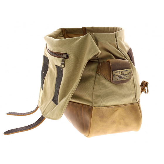 Tilley Intrepid Bag
