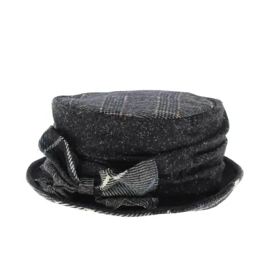 Women's hat Dilla Reference: 4521 | Traclet Millinery