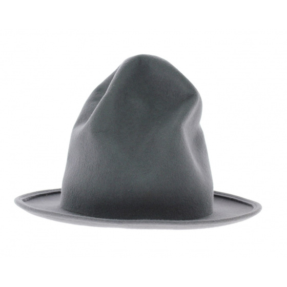 grey pharrell hat