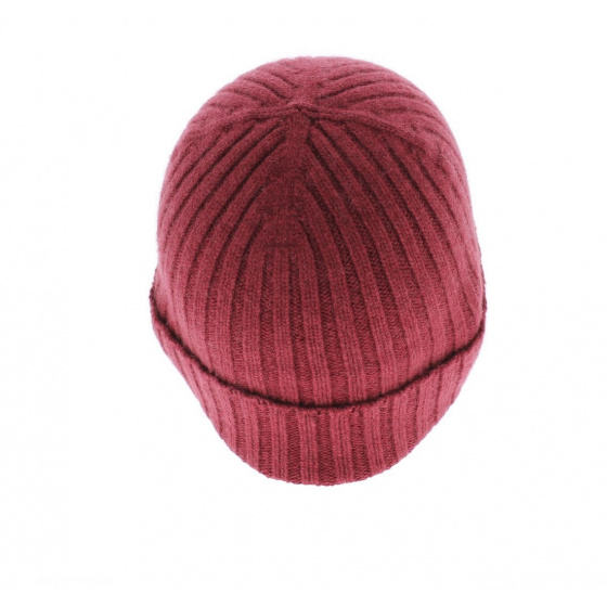 Currant cashmere beanie by Bergeron Créations