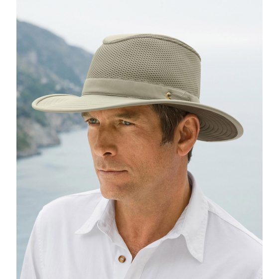 Tilley LTM8 Hat in Nylamtium® UPF 50+ with Mesh