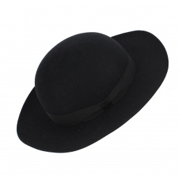 Cardinal's hat