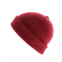 Classic redcurrant cashmere beanie