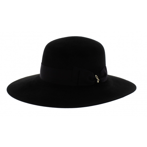 Chapeau banquière classique Chapeau banquière classique