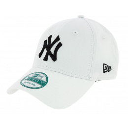 League Basic Strapback Yankees Of NY White Baseball Cap - New Era