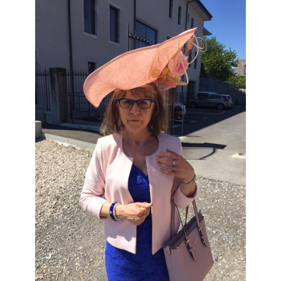 Chapeau Haute Couture Millinery Chanvre Pêche - Eugenia Jiménez Chapeau Haute Couture Millinery Chanvre Pêche - Eugenia Jiménez