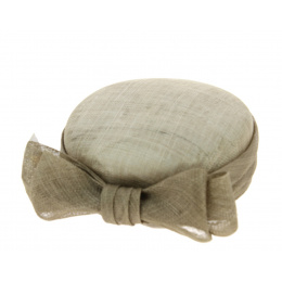 Carla Bruni hat location