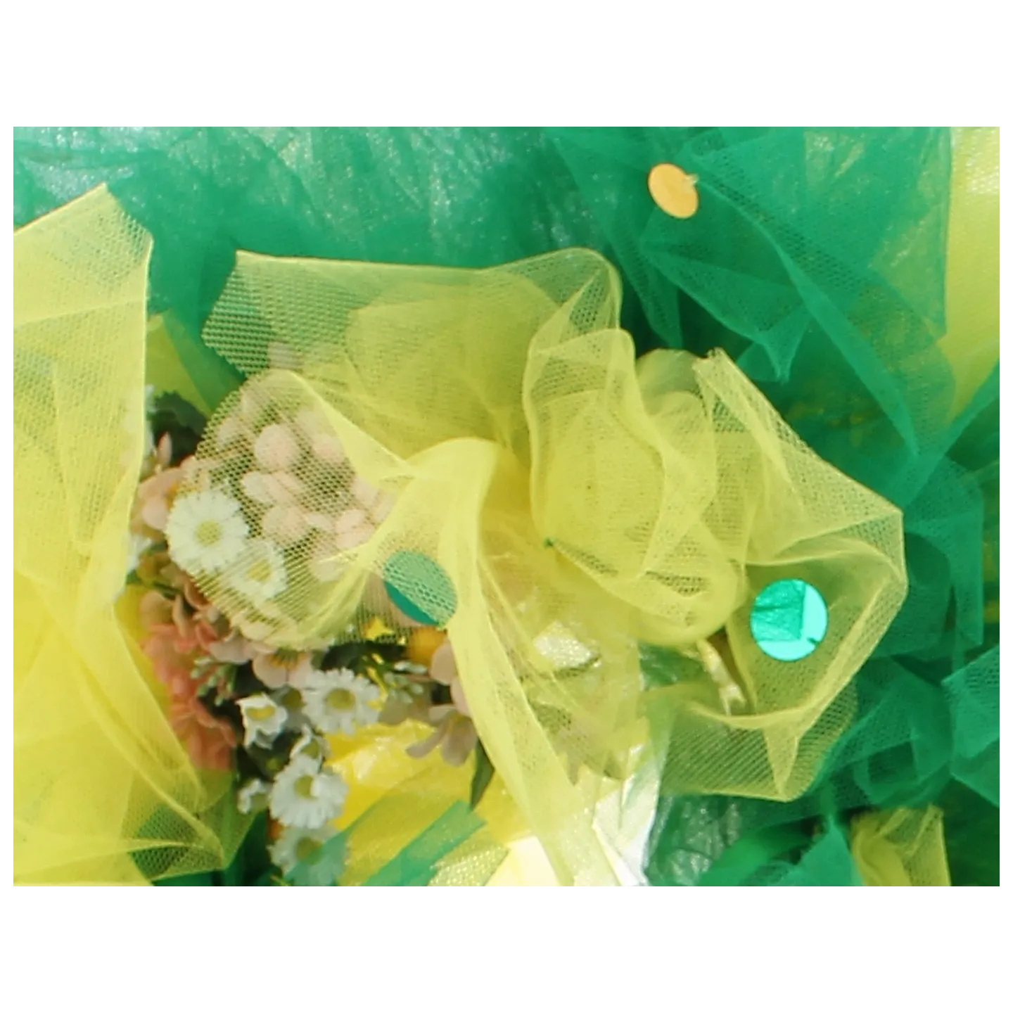 Original yellow and green Catherinette hat Reference: 399 | Chapellerie Traclet