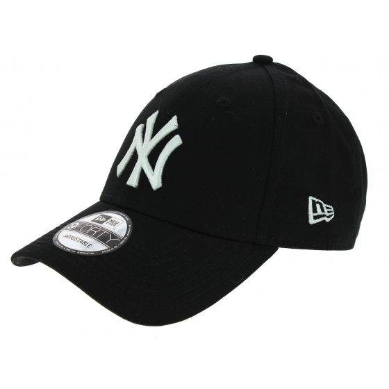Authentic New York Black Baseball Cap - New Era