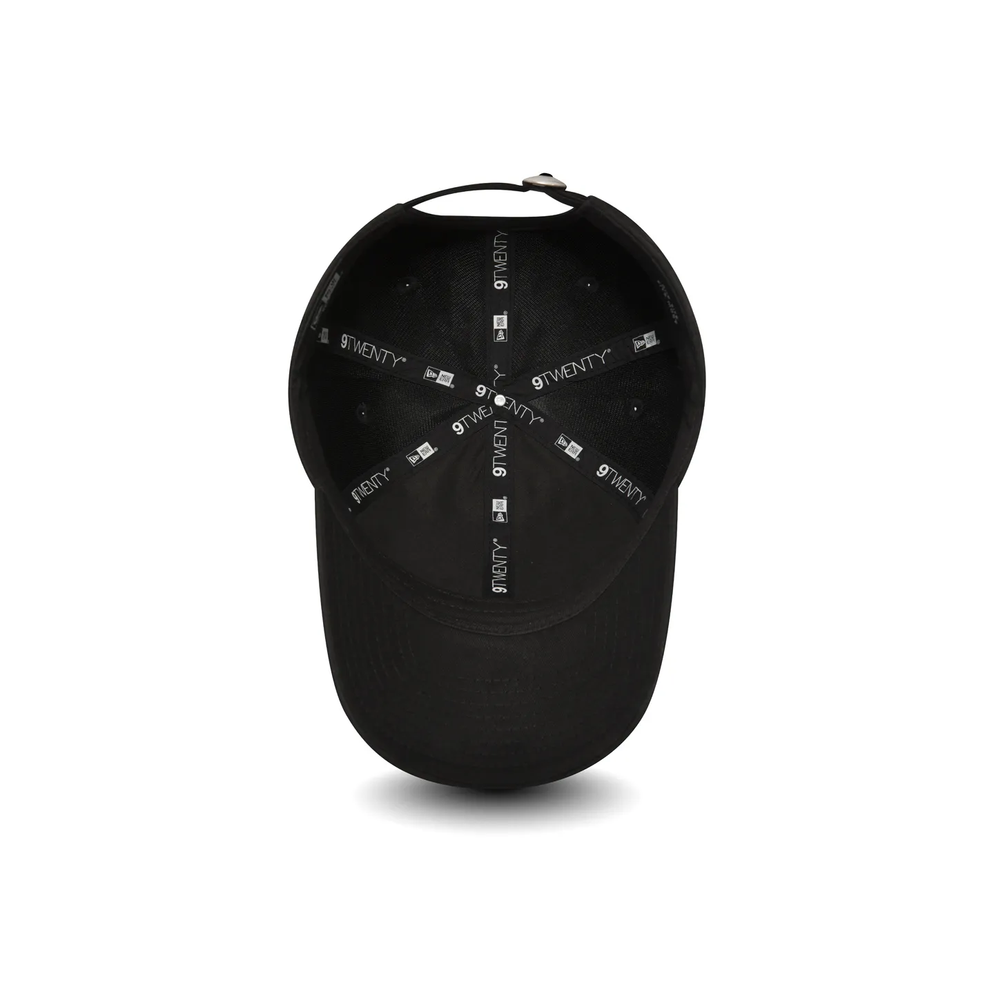 PGA Ryder Cup 2018 Metal Pin 9TWENTY Black Cap Reference: 8299 | Traclet Hat Shop
