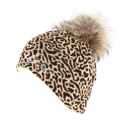 Alicia Wool Fur Pompom Beanie - Eisbär Reference: 7335 | Traclet Hat Shop