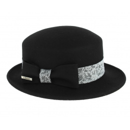 Black Emeline hat with white lace print -Traclet