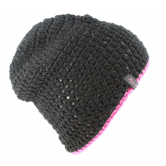 Basic reversible fuchsia and white beanie