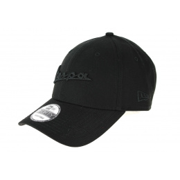 Black Cotton Vespa Strapback Cap - New Era
