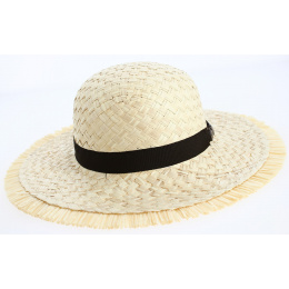 Straw hat woman