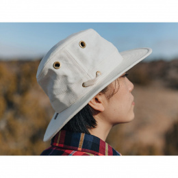 The TH5 Natural Hemp Hat - Tilley