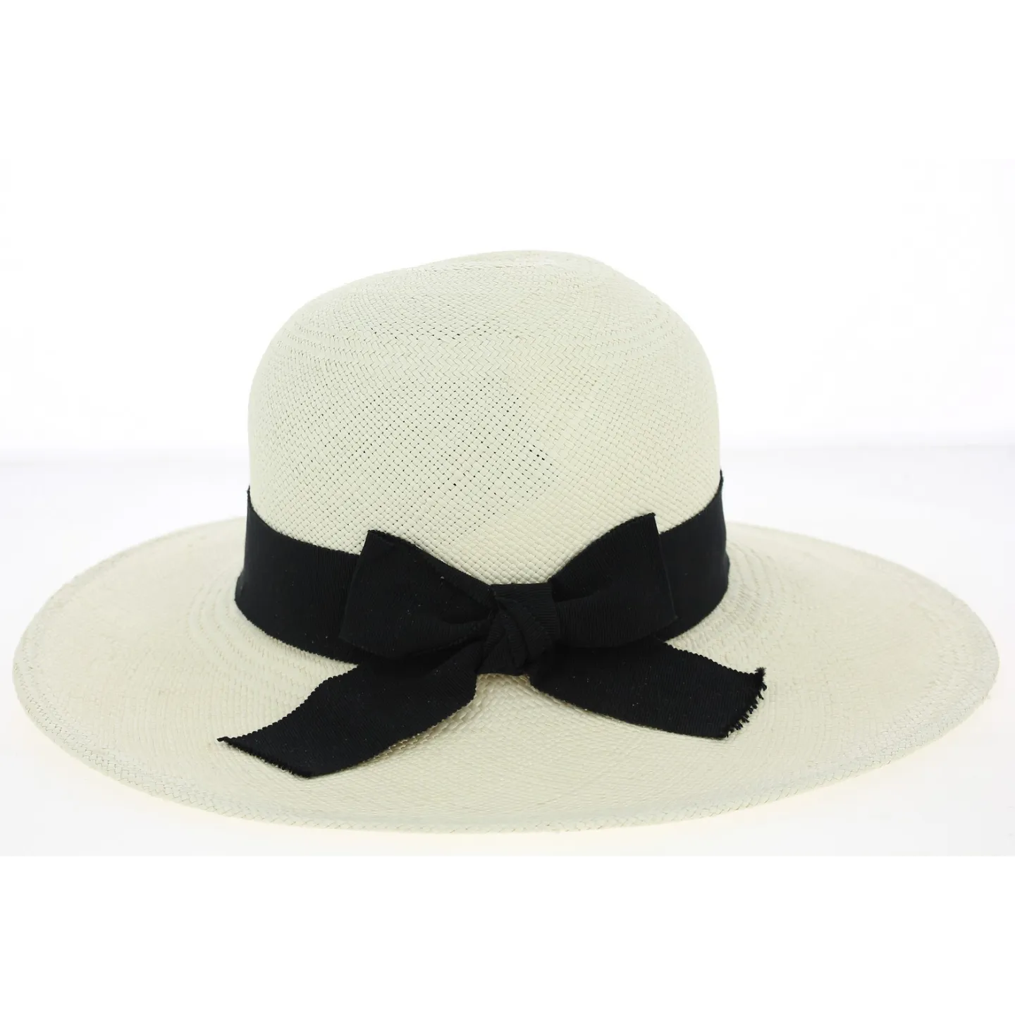 White Finja Panama Wide-Brimmed Hat -Mayser  Reference: 2481 | Traclet Hat Shop