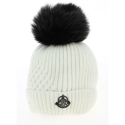 White Detachable Pom-Pom Beanie - Traclet Reference: 7340 | Traclet Hat Shop
