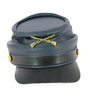 Navy Blue Leather Northern Style Cap - Traclet Reference: 2445 | Traclet Hat Shop