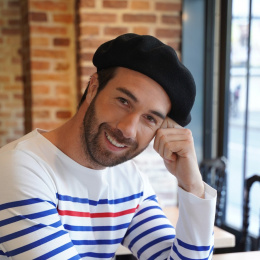 The Classic Black French Beret- Le Béret Français