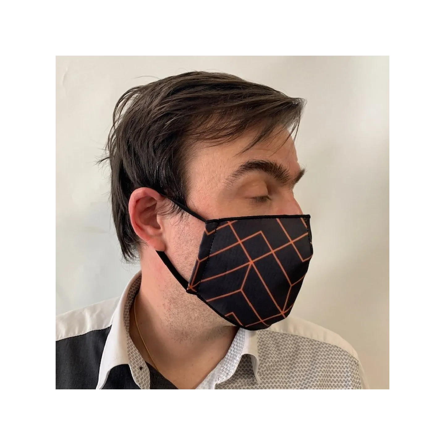 Geometric Fancy Mask with Black Elastic - Traclet Reference: 10373 | Traclet Hat Shop