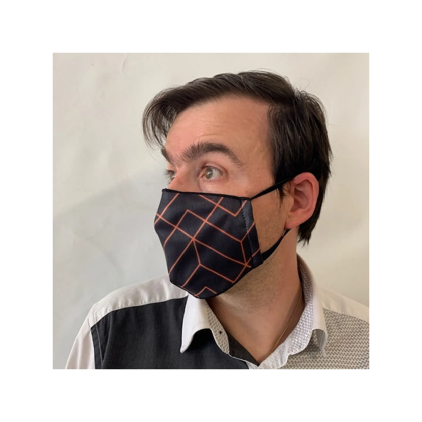 Geometric Fancy Mask with Black Elastic - Traclet Reference: 10373 | Traclet Hat Shop